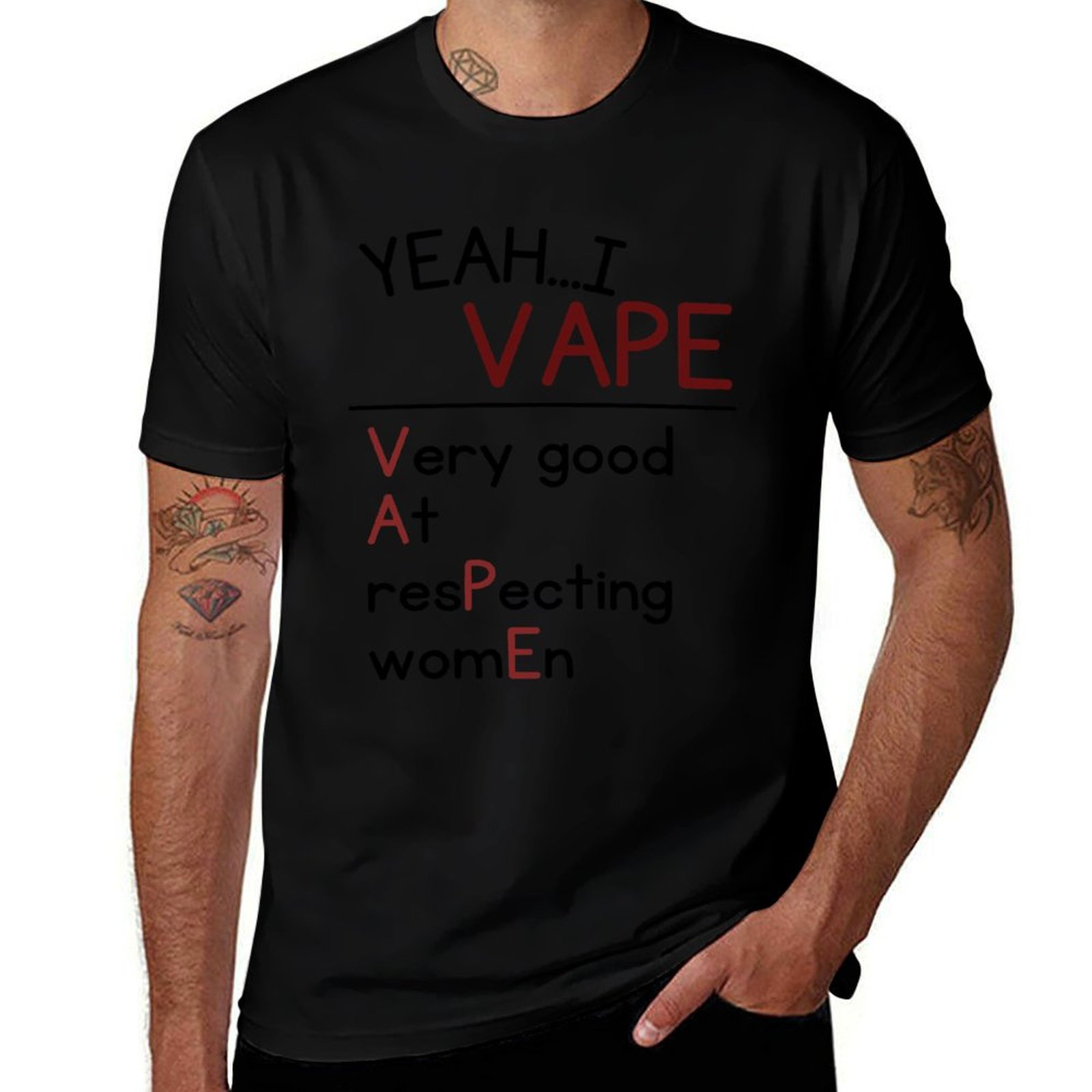 Vaping Goods - ใช่แล้ว ฉันชอบใช้บุหรี่ไฟฟ้าและเคารพผู้หญิงมาก เสื้อยืดทรงพอดีตัวแบบเรียบง่าย เสื้อยืดลำลอง